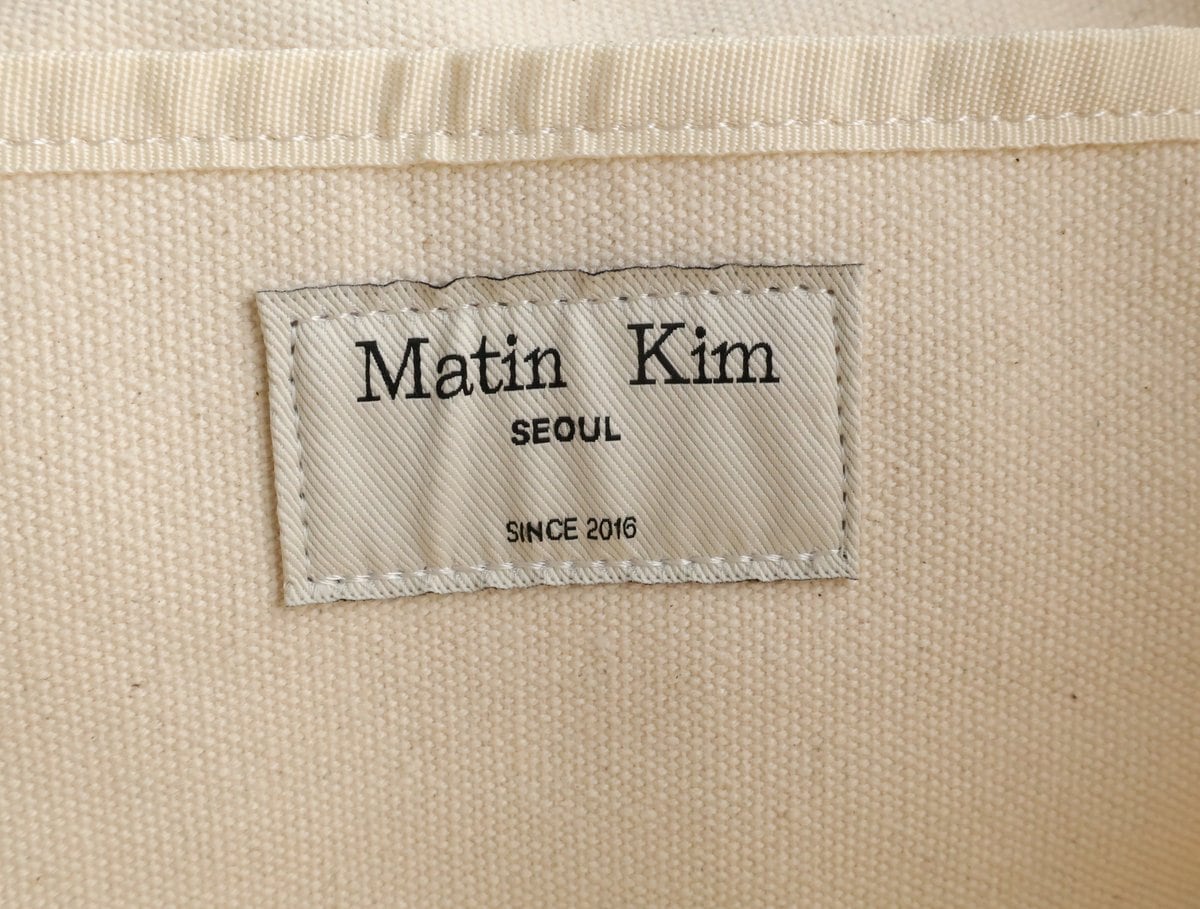 (새상품) 마뗑킴 마뗑 로고 에코백 아이보리 상세 이미지 8