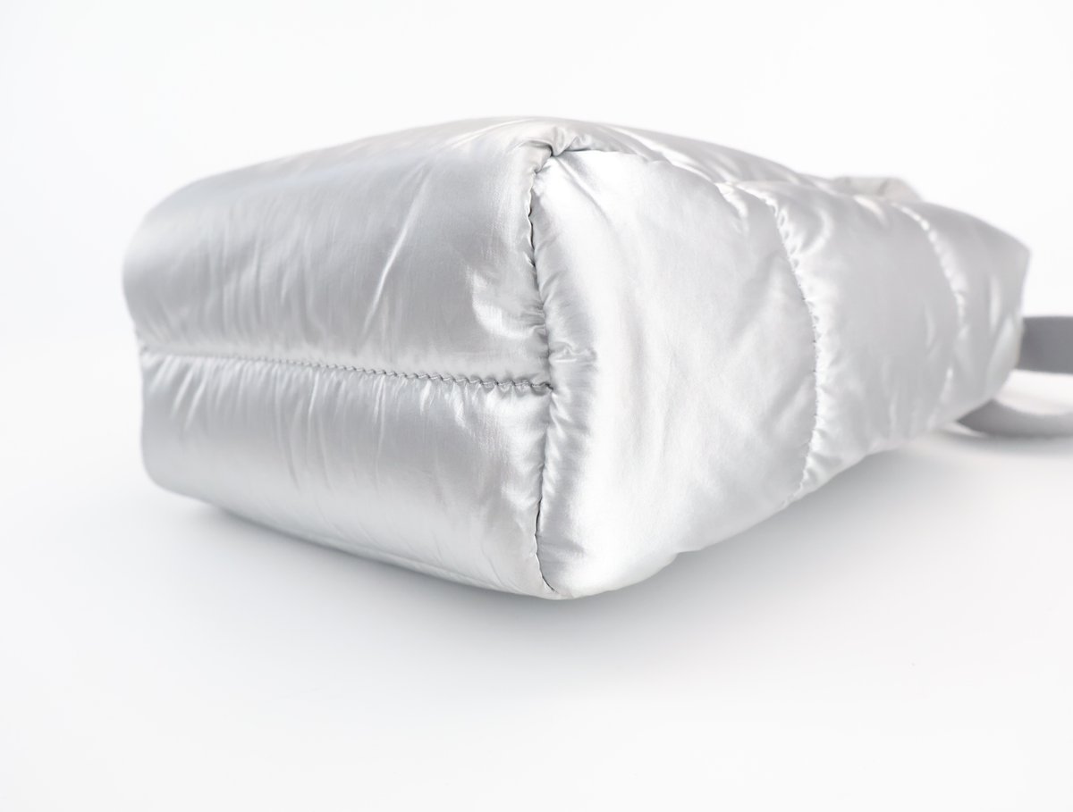 노스페이스 화이트라벨 플럼피 미니 토트백 크로스백 실버 이미지 6