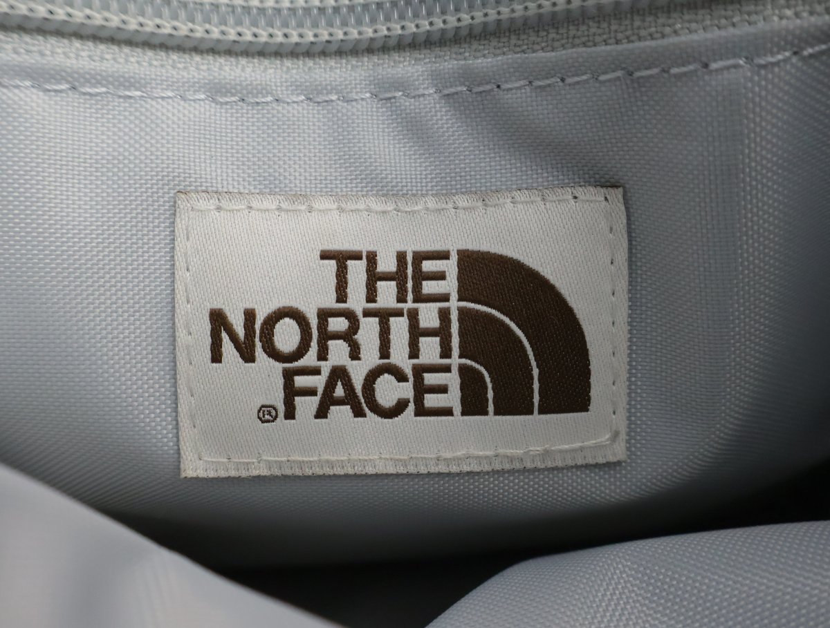 노스페이스 화이트라벨 플럼피 미니 토트백 크로스백 실버 이미지 8