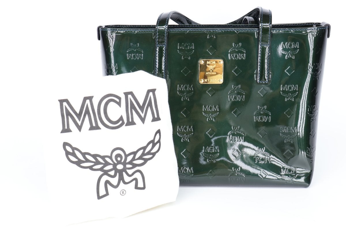 엠씨엠 MCM 블랙 에나멜 토트백 상세 이미지 9