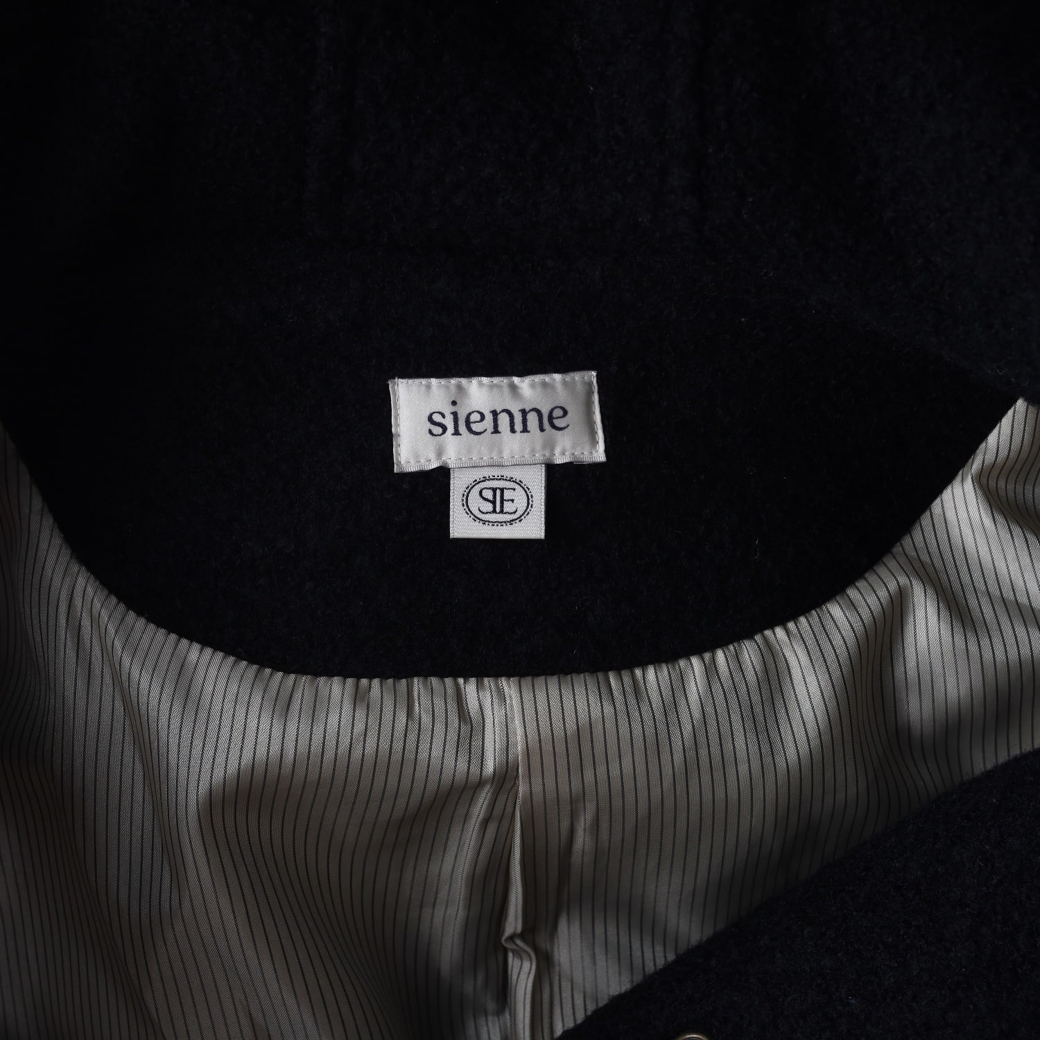 시엔느 23FW 울 알파카 Swedish Noir 후디 롱 코트 이미지 4