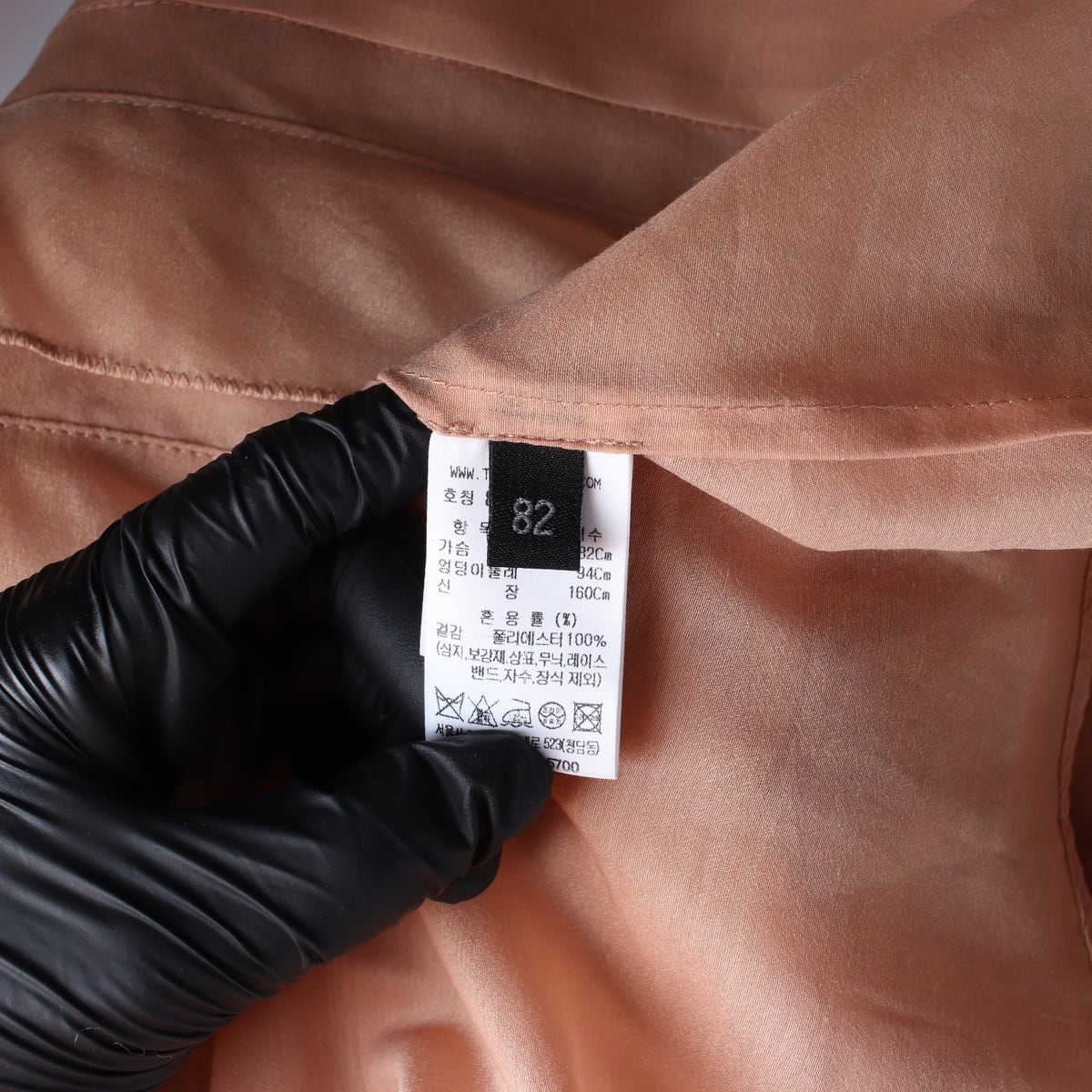 랑방컬렉션 24FW 러플 디테일 시어 블라우스 상세 이미지 4