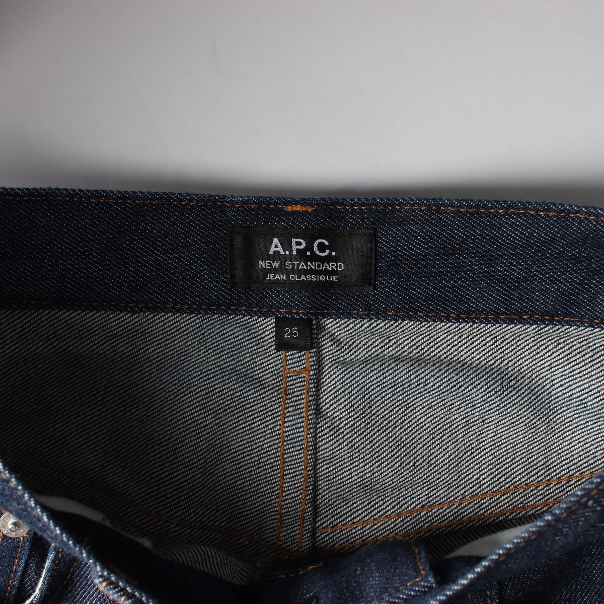 아페쎄 A.P.C. 뉴 스탠다드 클래식 데님 팬츠 상세 이미지 3