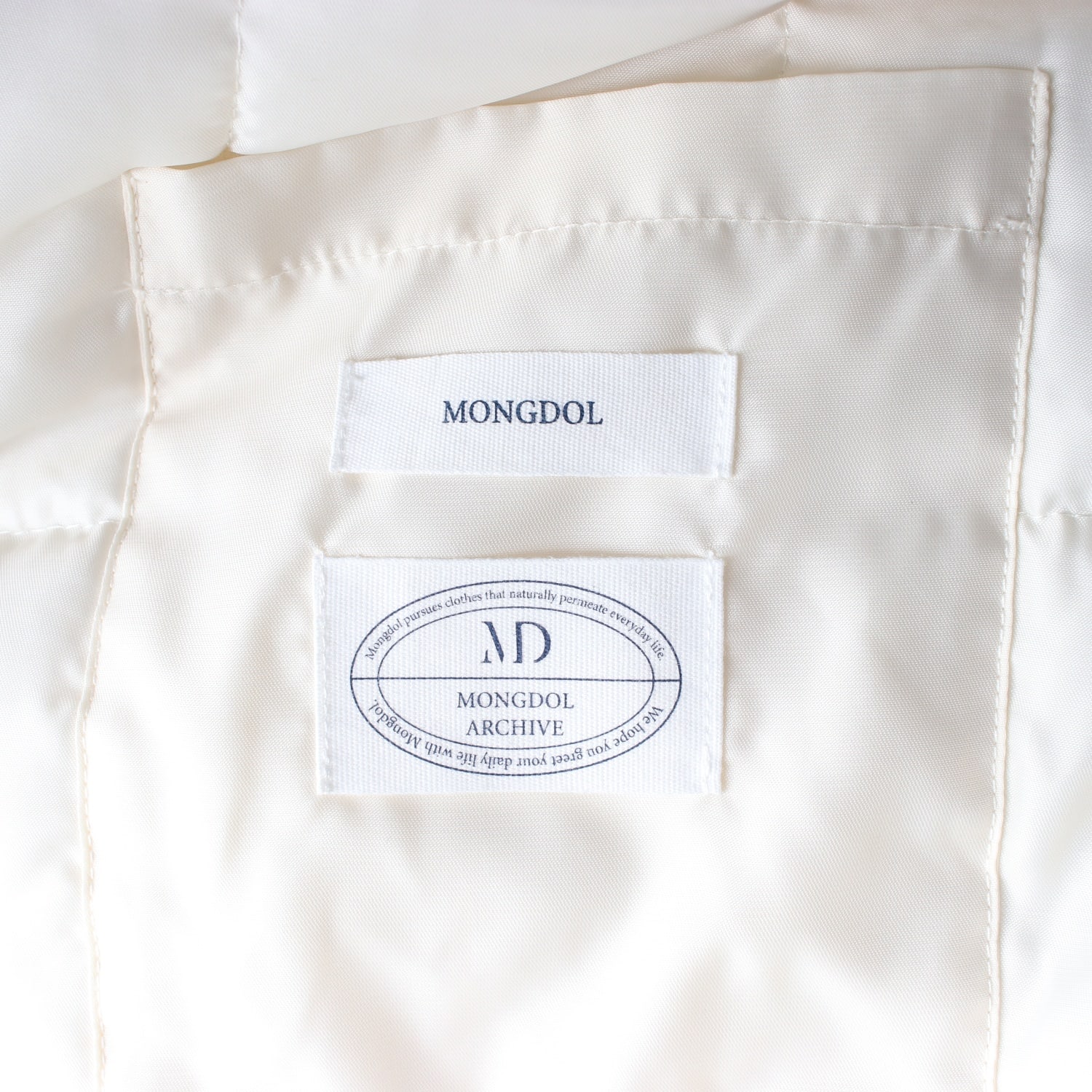 몽돌 25FW 니트 후드 퀼팅 퍼 자켓 라이트베이지 이미지 4