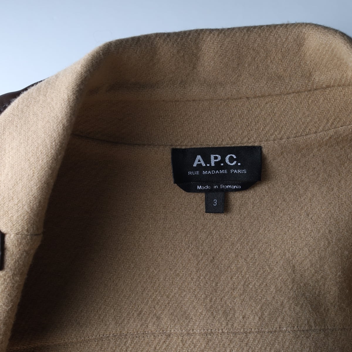아페쎄 A.P.C. 브러시드 울 블렌드 펠트 롱 코트 상세 이미지 3