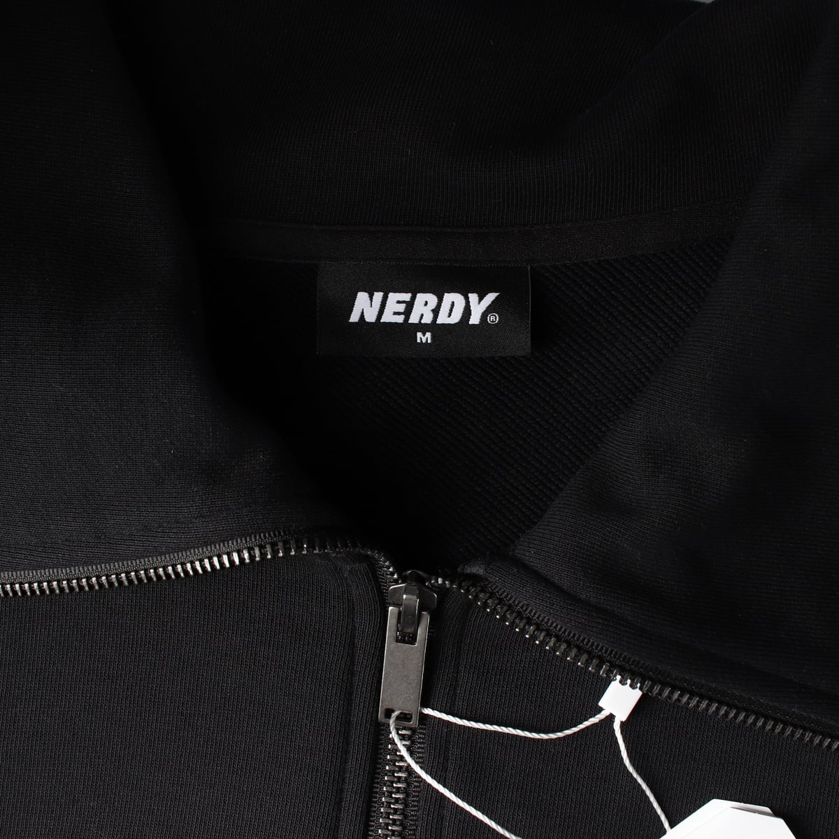 (새상품) 널디 NDY 24FW 수플레 크롭 스웻셔츠 블랙 상세 이미지 3
