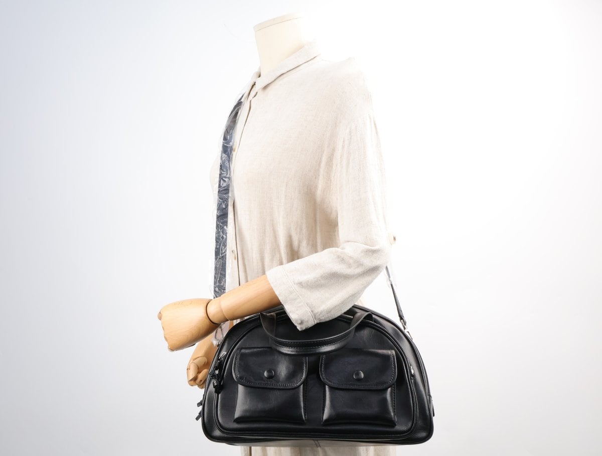 쿠론 Buttony Tote 33 블랙 레더 토트백 숄더백 상세 이미지 10