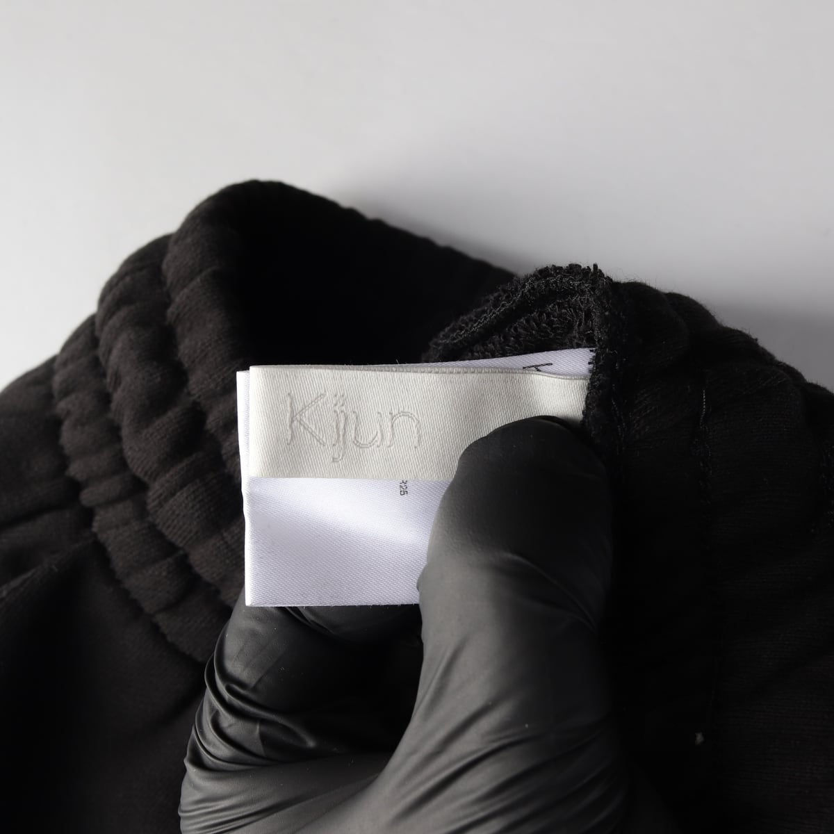 기준 23FW 트랙 팬츠 스웨트팬츠 블랙 상세 이미지 3