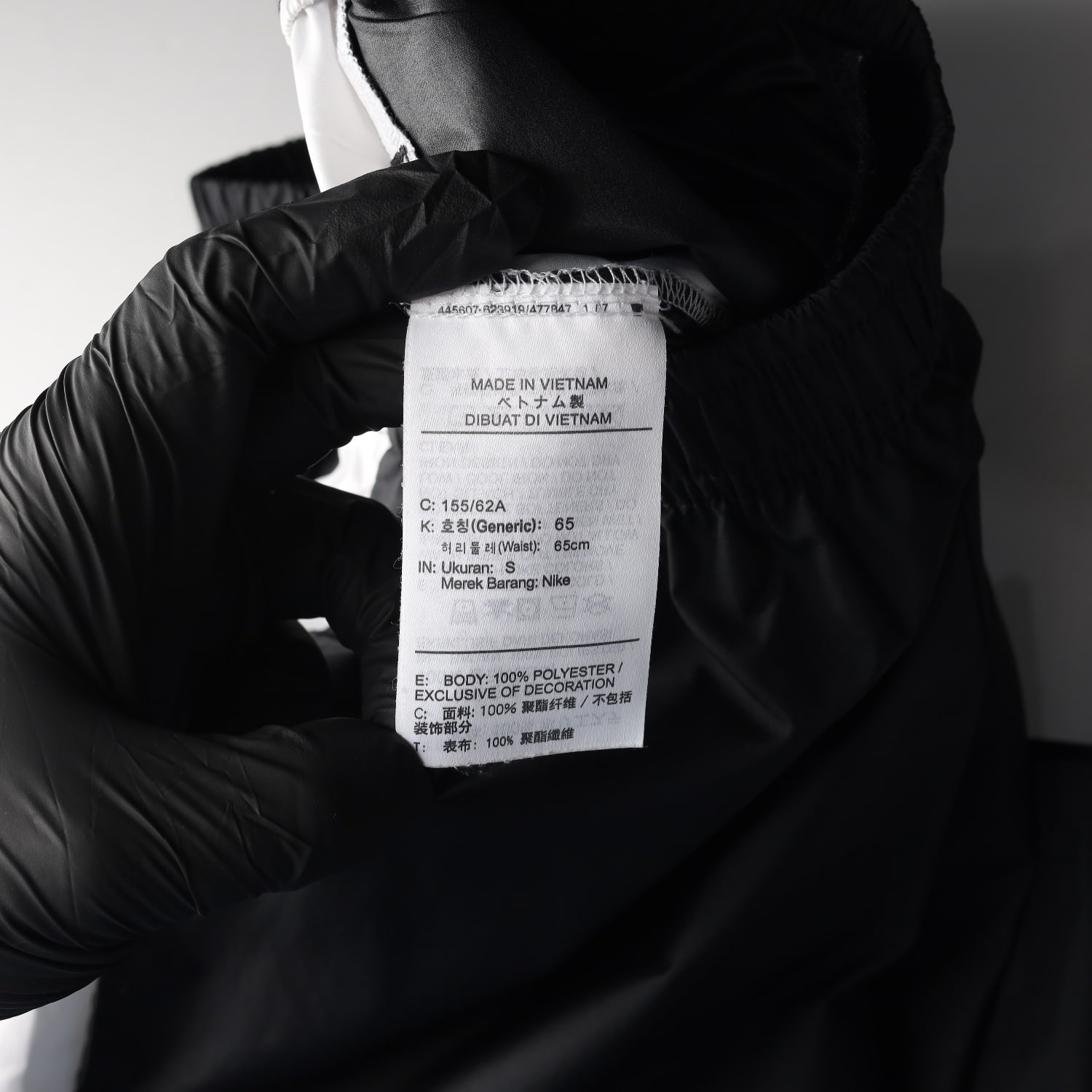 나이키 스포츠웨어 라인 로고 카고 포켓 트레이닝 조거팬츠 이미지 4
