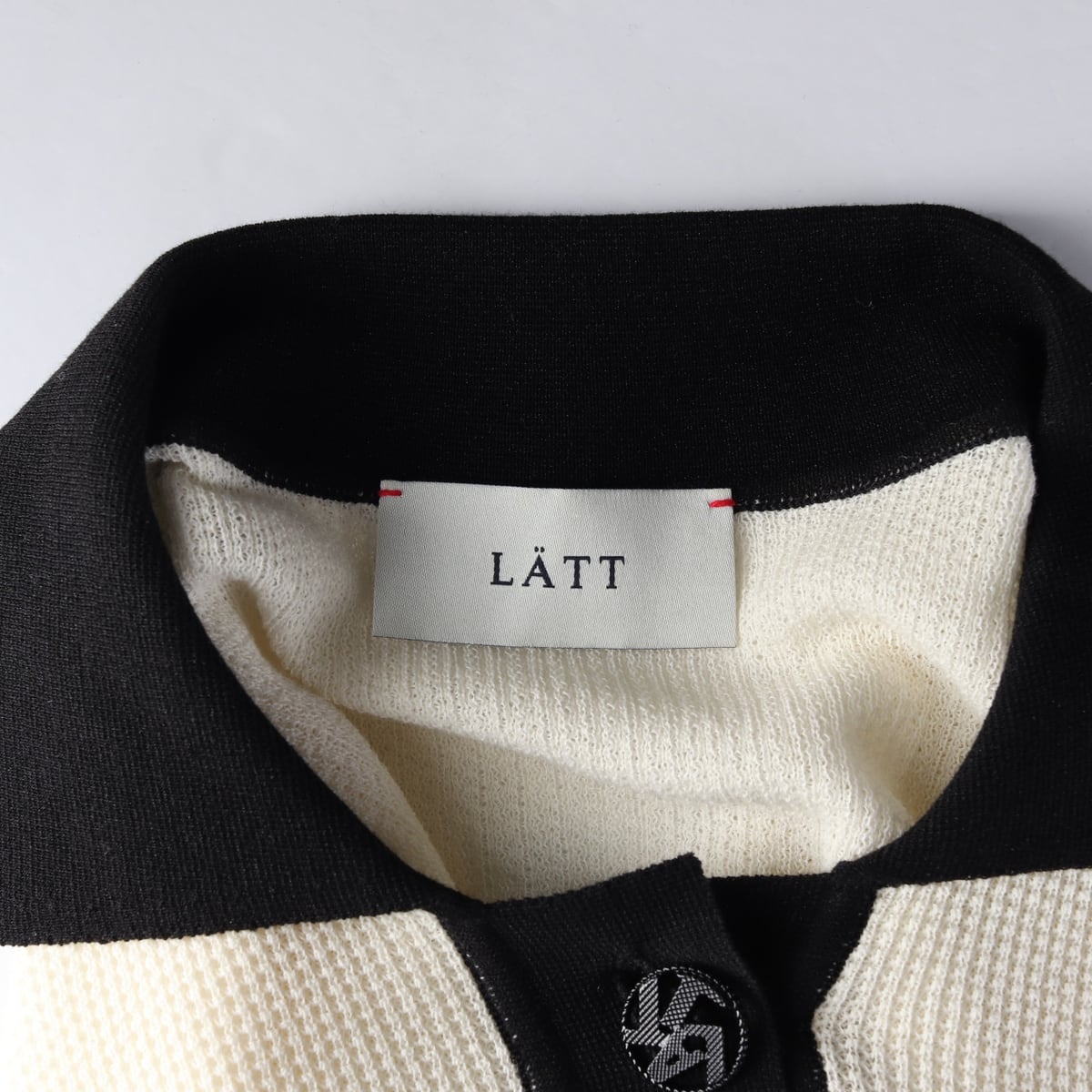 래트 LATT 22SS 배색 반팔 카라 니트 블루  상세 이미지 3