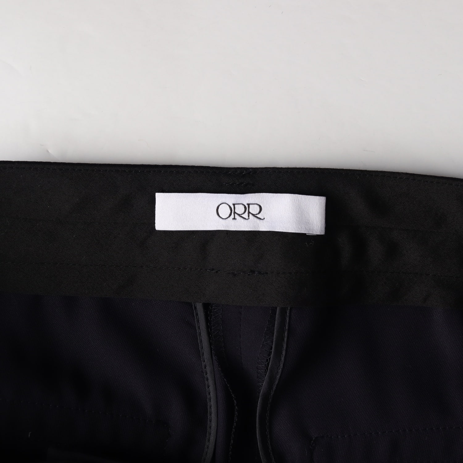 오르 ORR 24SS 투턱 버뮤다팬츠 숏팬츠 반바지 네이비  이미지 3