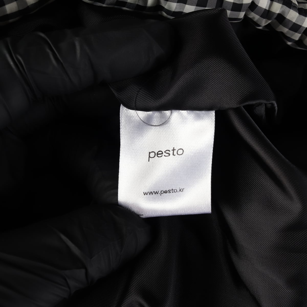페스토 PESTO 24FW 마운틴 아노락 점퍼 체크 패딩 점퍼 쿠키 앤 크림 상세 이미지 4
