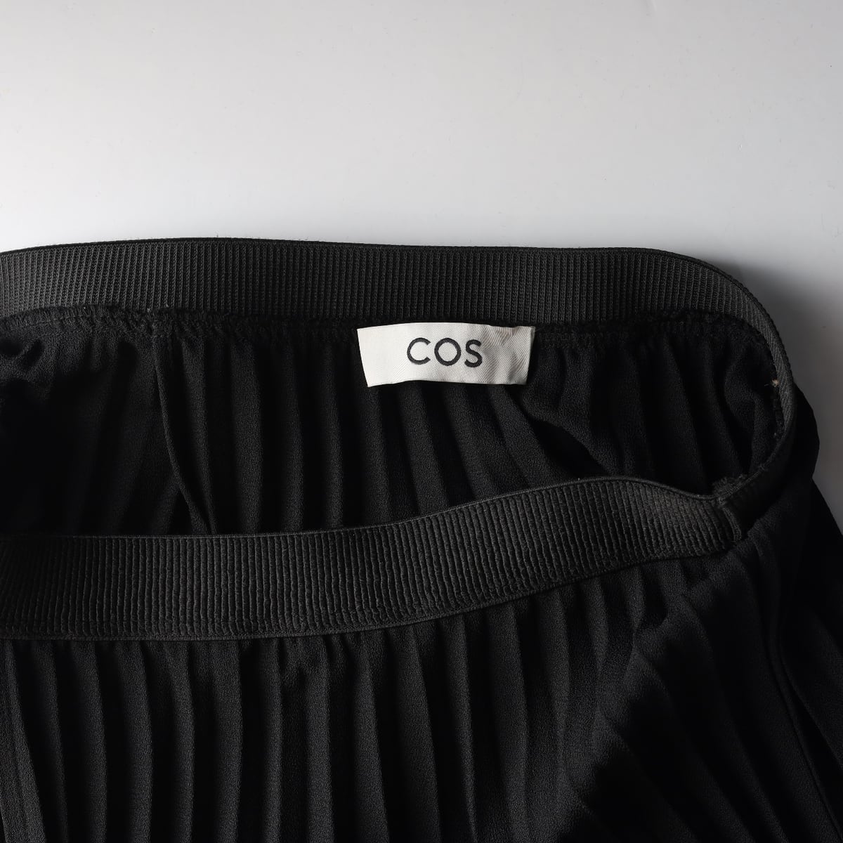 코스 COS 21FW 언밸런스 플리츠 롱 스커트 상세 이미지 3