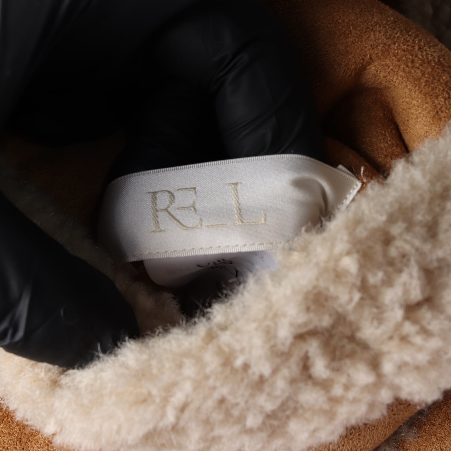 리엘 RE_L 24FW 시어링 리버시블 무스탕 재킷 코트 카라멜 이미지 5
