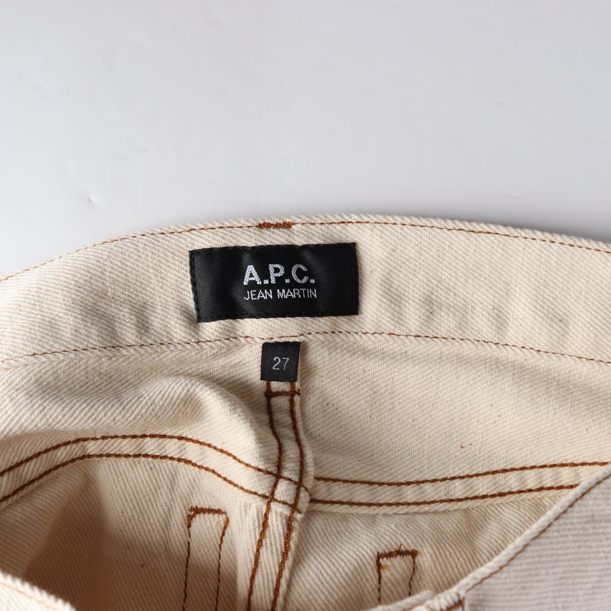아페쎄 APC 22FW 마틴 리지드 하이 라이즈 진 크림 데님 팬츠 에크루 상세 이미지 3