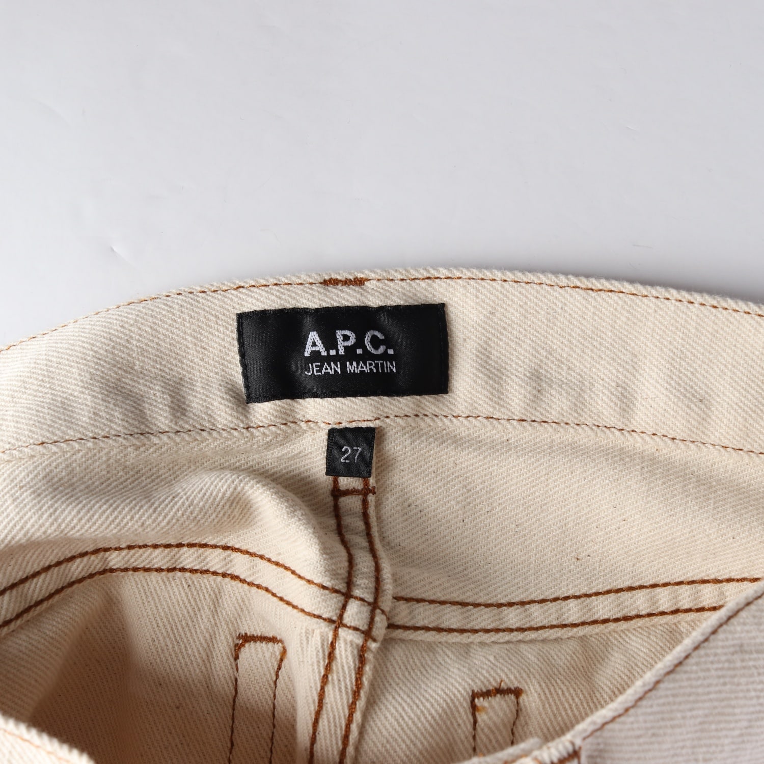 아페쎄 APC 22FW 마틴 리지드 하이 라이즈 진 크림 데님 팬츠 에크루 이미지 3