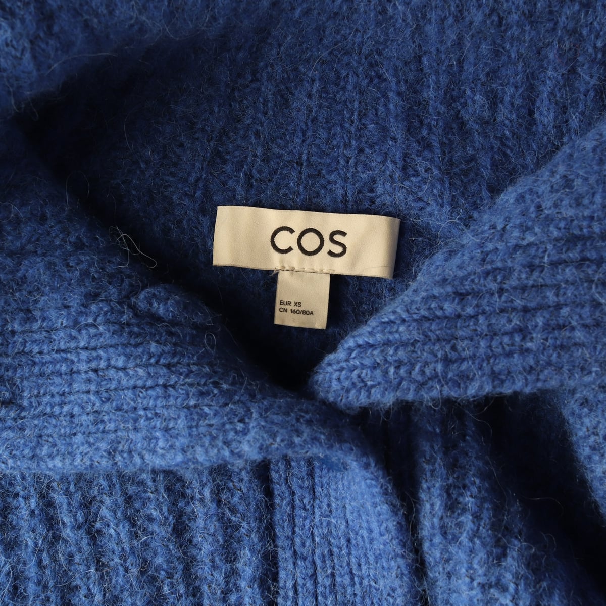 코스 22FW 울 알파카 블렌드 크롭 가디건 상세 이미지 3