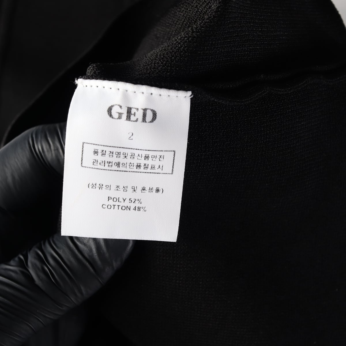 게드 GED 25SS 스퀘어넥 니트 슬리브리스 나시 탑 블랙  상세 이미지 4