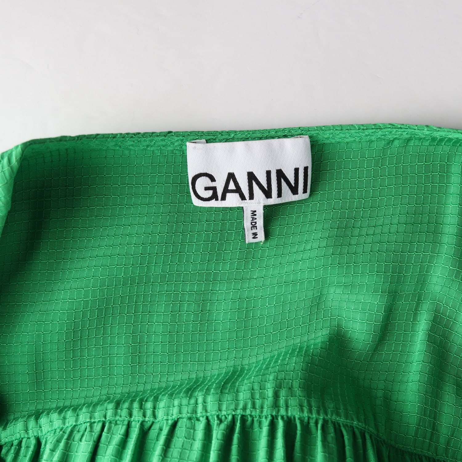 가니 GANNI 21SS 퍼프 반팔 립스탑 랩 롱 원피스 드레스 그린 이미지 3