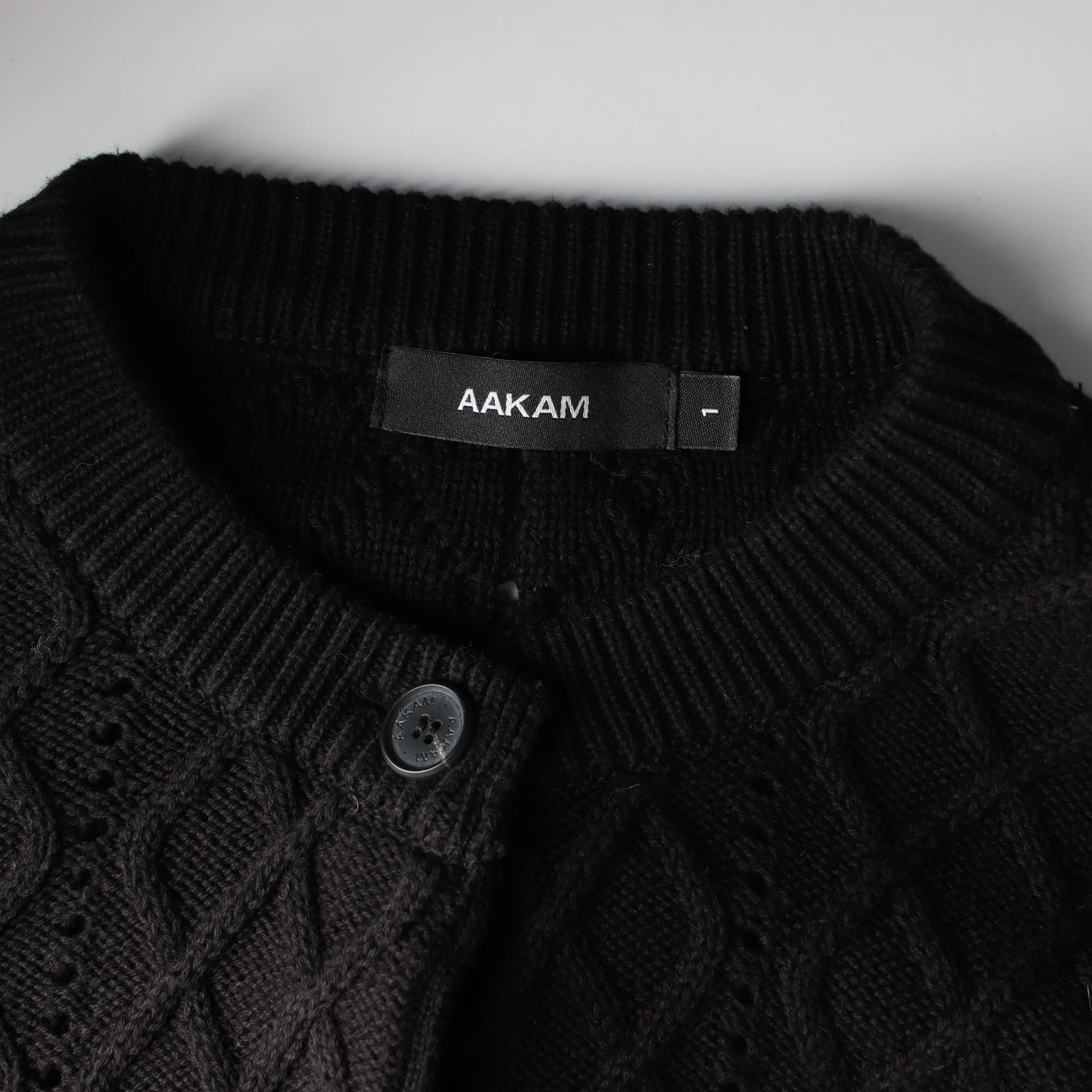 아캄 24FW AAKAM 코튼 케이블 니트 가디건 이미지 3