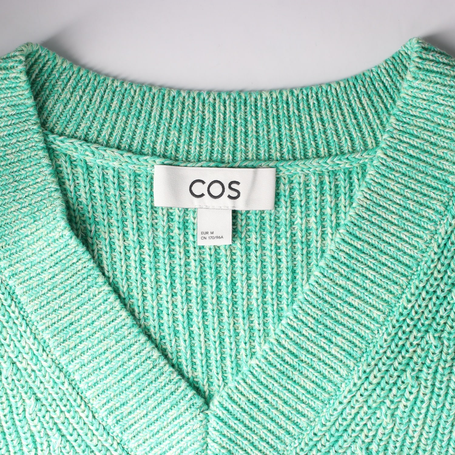 코스 22FW 브이넥 코튼 니트 조끼 베스트 보카시 민트 이미지 3