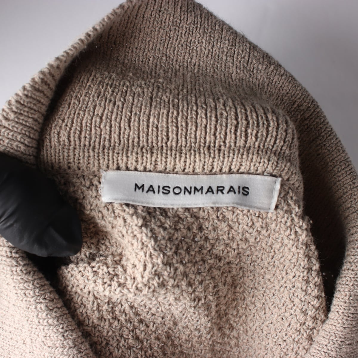 메종마레 오버핏 포켓 카라넥 니트 반팔 티셔츠 상세 이미지 3