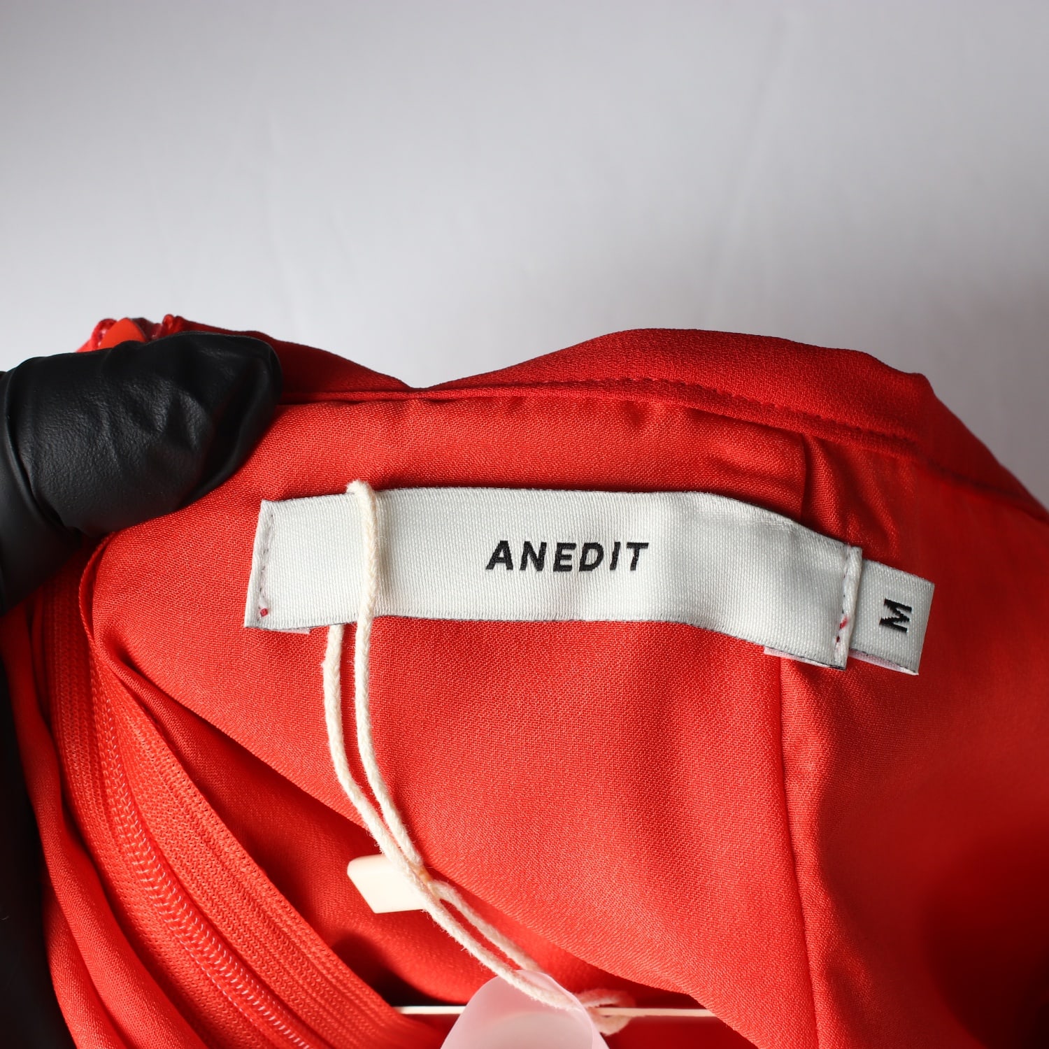 (새상품) 언에디트 25SS 도트 패턴 스트레이트 롱 스커트 이미지 3