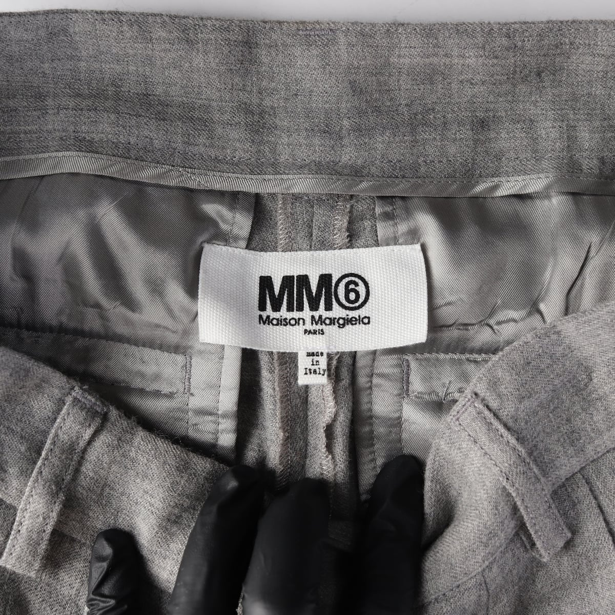 MM6 메종 마르지엘라 플리츠 테이퍼드핏 슬랙스 상세 이미지 3
