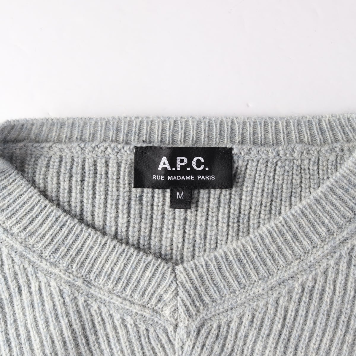 아페쎄 APC 캐멀 낙타 100% 울 니트 스웨터 상세 이미지 3