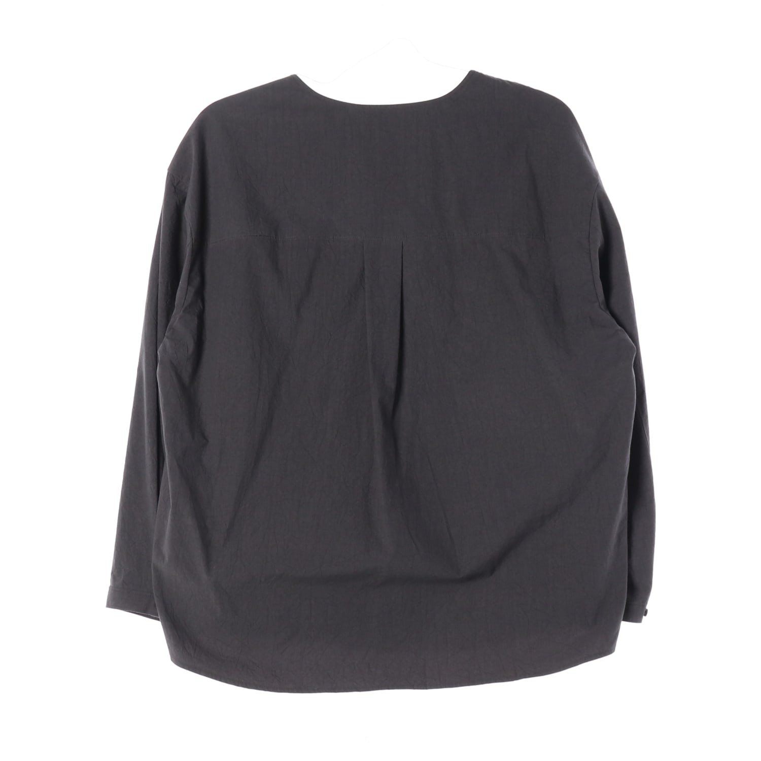루에브르 25FW 크리즈 카울넥 블라우스 차콜 그레이 이미지 2
