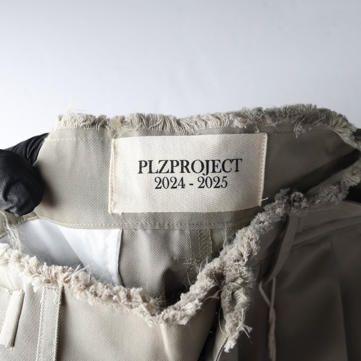 (새상품) 플리즈프로젝트 24FW 코튼 블렌드 치노팬츠 상세 이미지 3