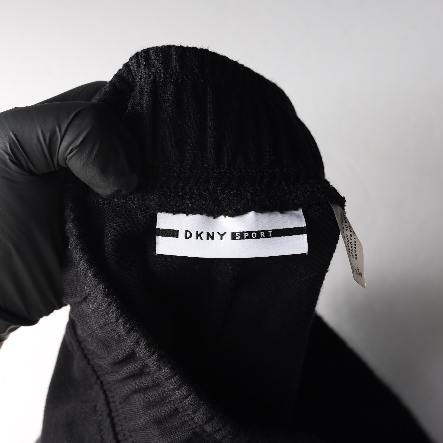 디케이엔와이 DKNY 로고 프린트 면 숏팬츠 이미지 3