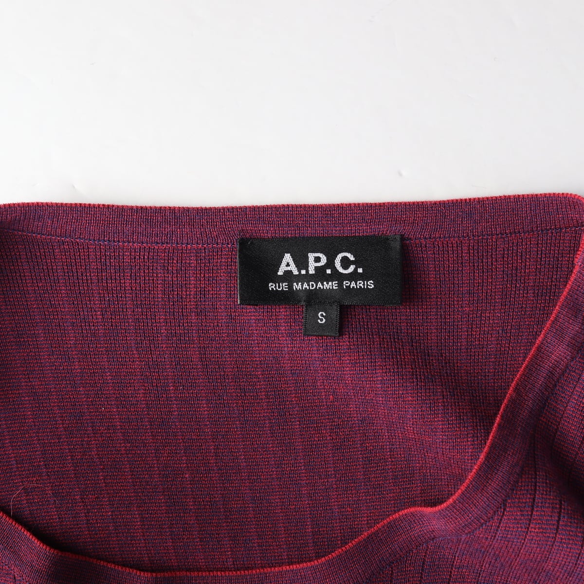 아페쎄 APC 리브드 라운드넥 니트 긴팔 티셔츠 블렌디드 퍼플 상세 이미지 3
