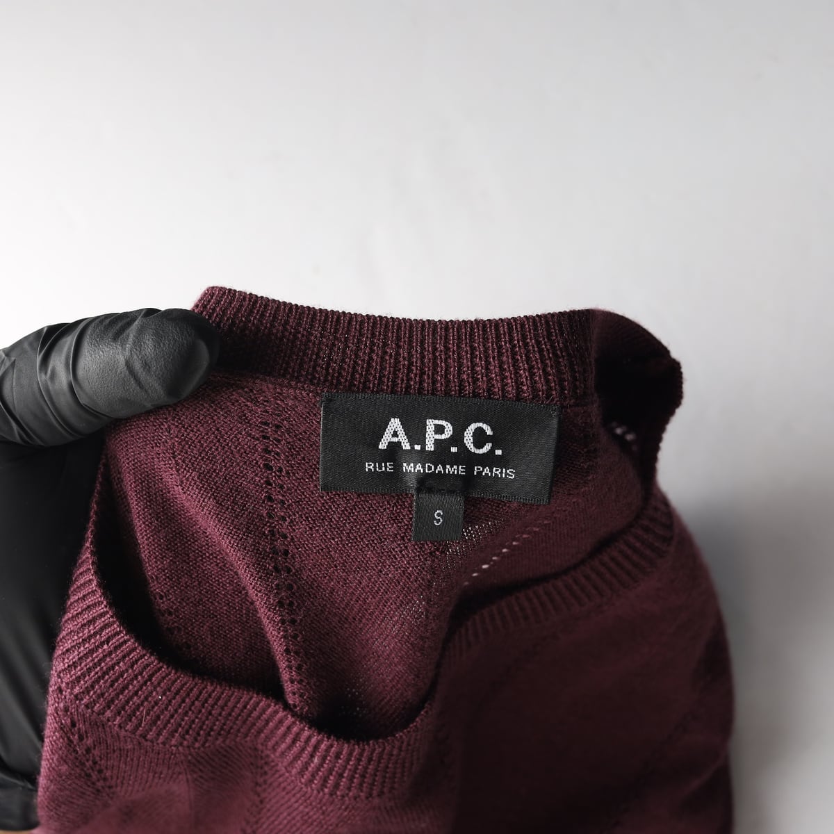 아페쎄 APC 메리노 울 실크 라운드 니트 스웨터 버건디 상세 이미지 3