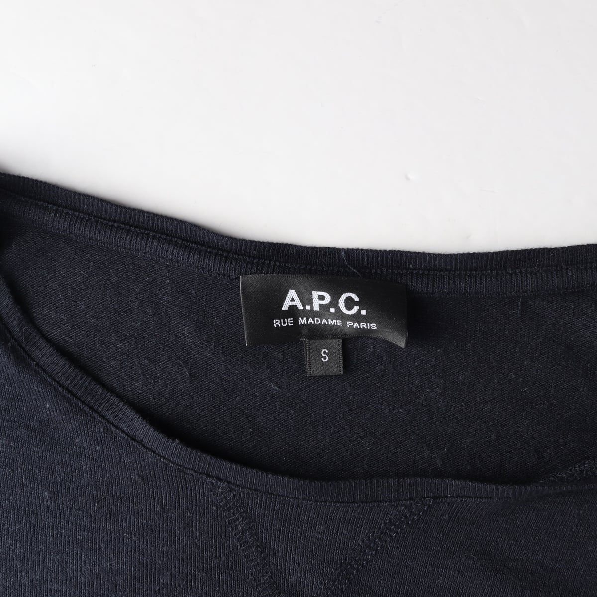 아페쎄 APC 린넨 블렌드 긴팔 니트 티셔츠 네이비 상세 이미지 3