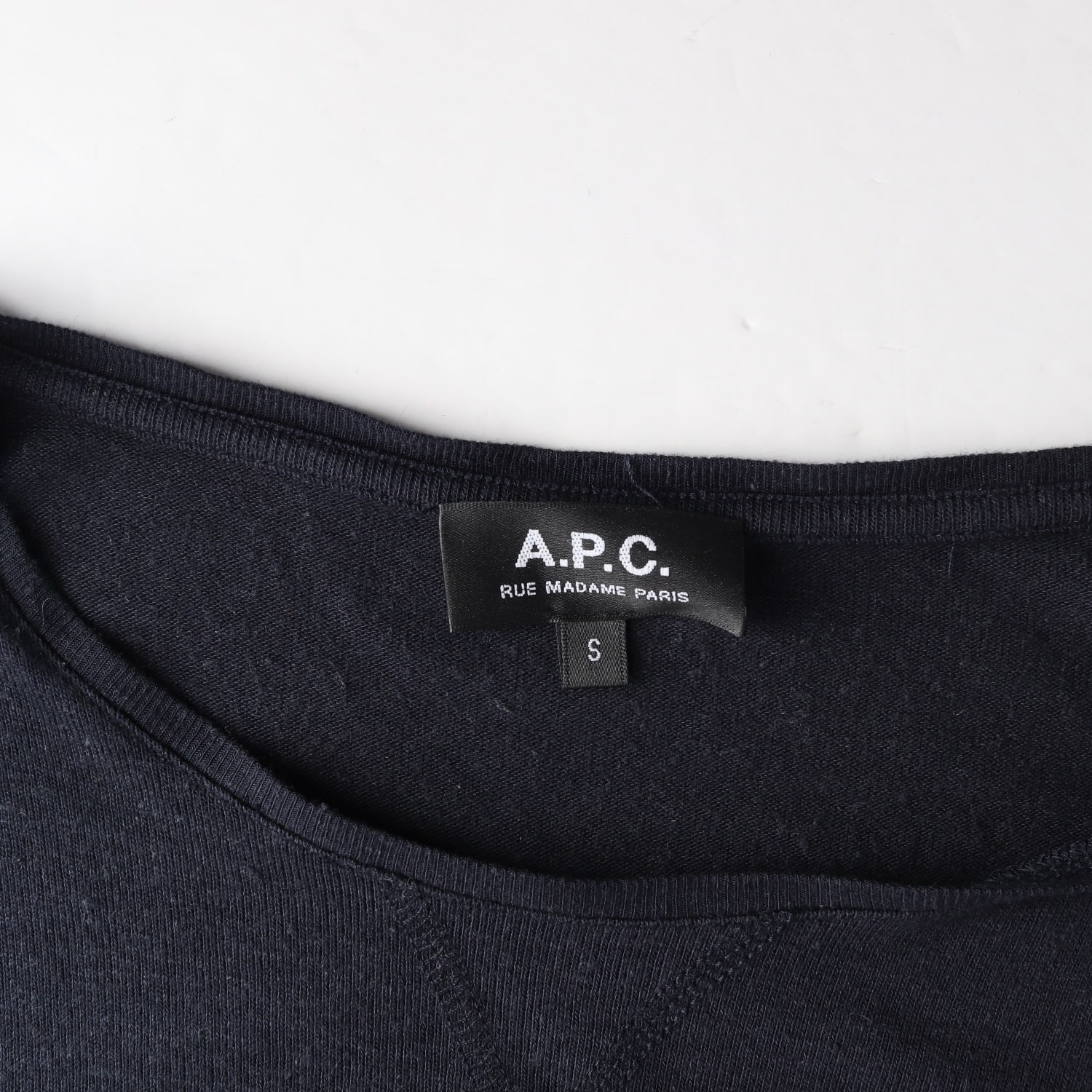 아페쎄 APC 린넨 블렌드 긴팔 니트 티셔츠 네이비 이미지 3