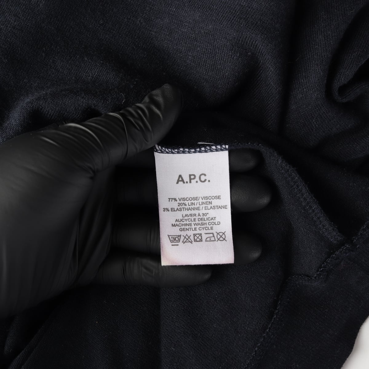 아페쎄 APC 린넨 블렌드 긴팔 니트 티셔츠 네이비 상세 이미지 4