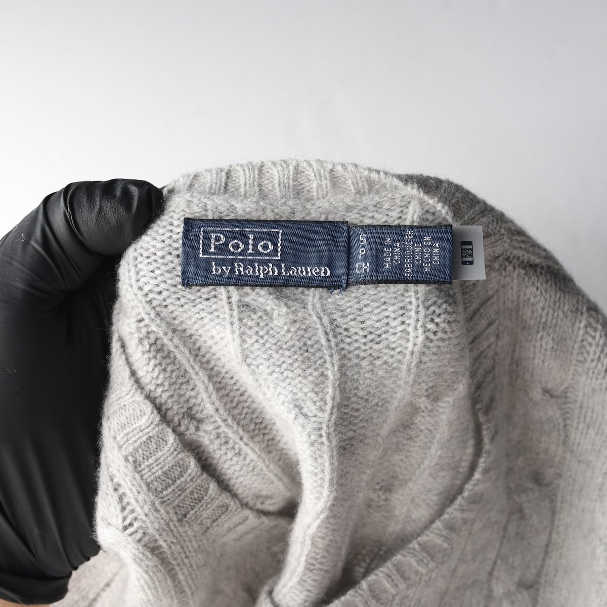 폴로 랄프 로렌 24FW 신형 QR 울 캐시미어 포켓 케이블 반팔 니트 그레이 상세 이미지 3