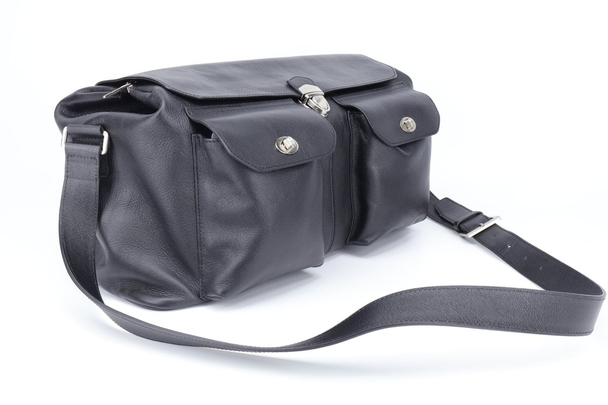 튜드먼트 FLAP POCKET 천연 소가죽 사첼백 숄더백 블랙 이미지 1