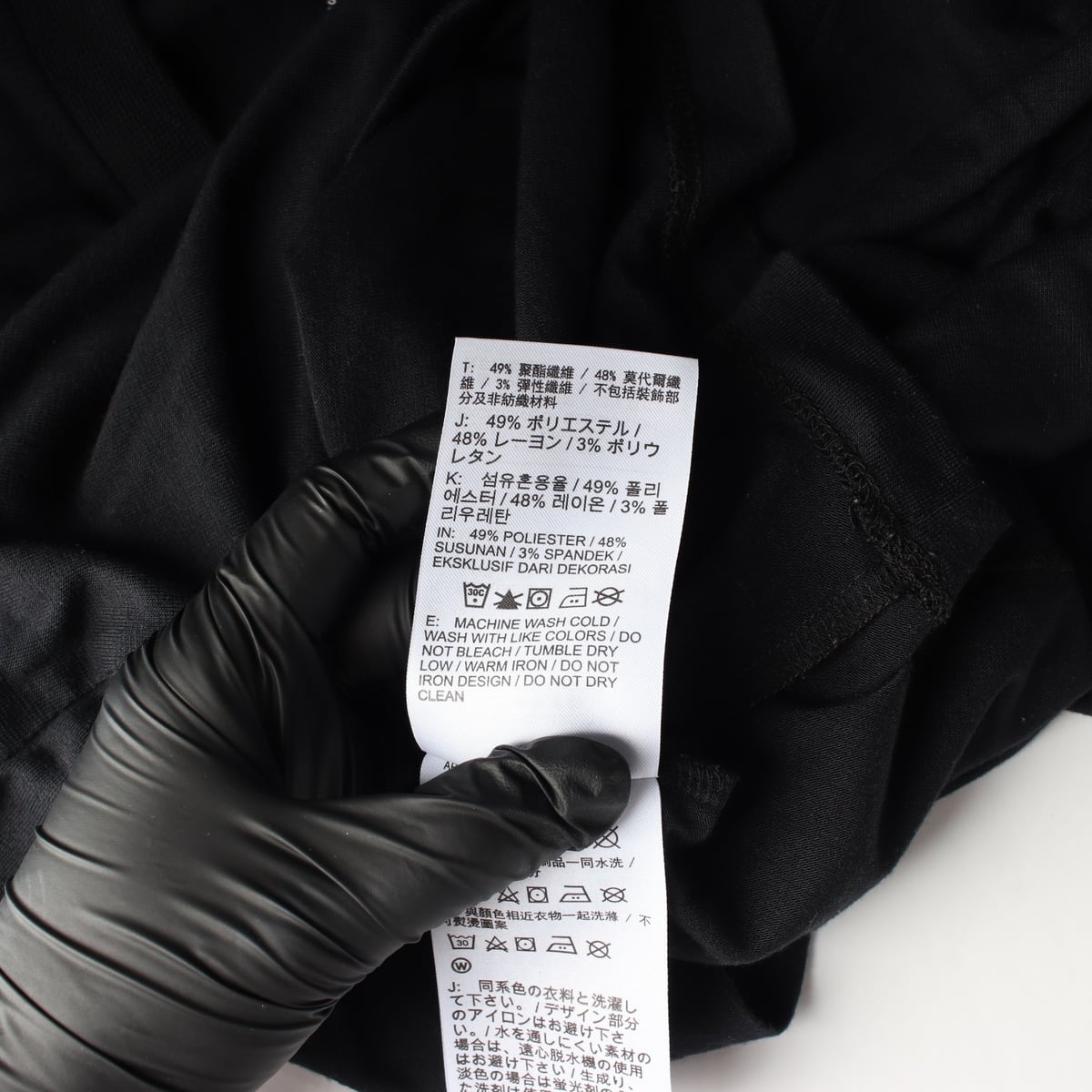 나이키 23SS 더 나이키 티 스우시 로고 슬림핏 크롭 반팔 티셔츠 상세 이미지 4
