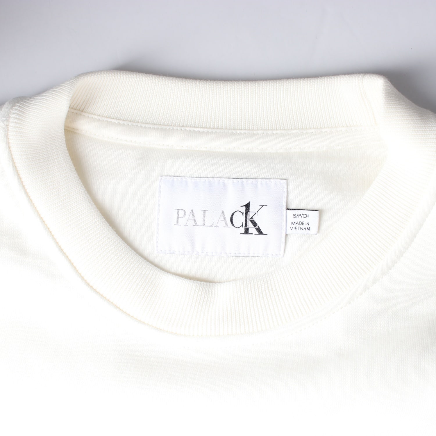 팔라스 x CK1 22SS 크루넥 맨투맨 스웨트셔츠 스타 화이트 이미지 3