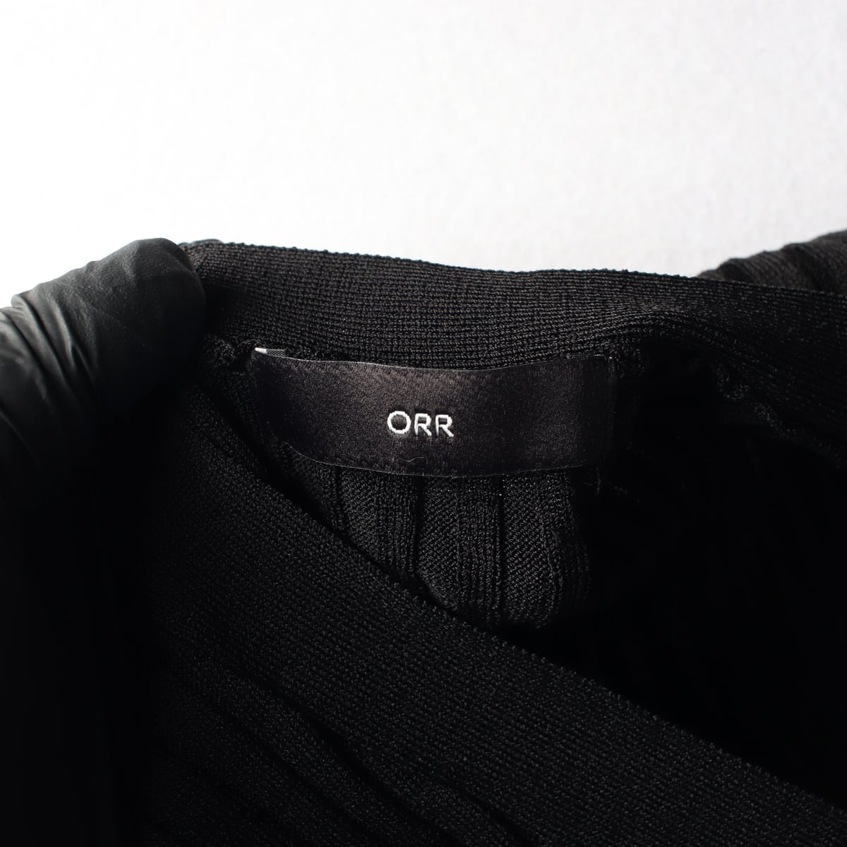 오르 ORR 골지 버튼 롱 원피스 상세 이미지 3