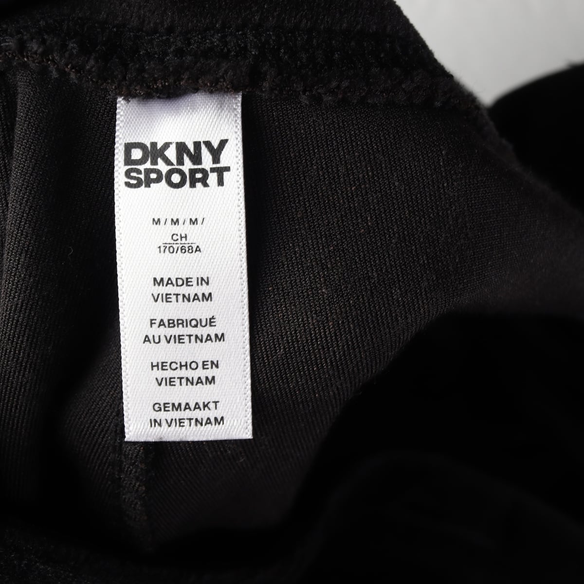 디케이엔와이 DKNY 25SS 플래티넘 벨루어 라인스톤 조거팬츠 상세 이미지 3