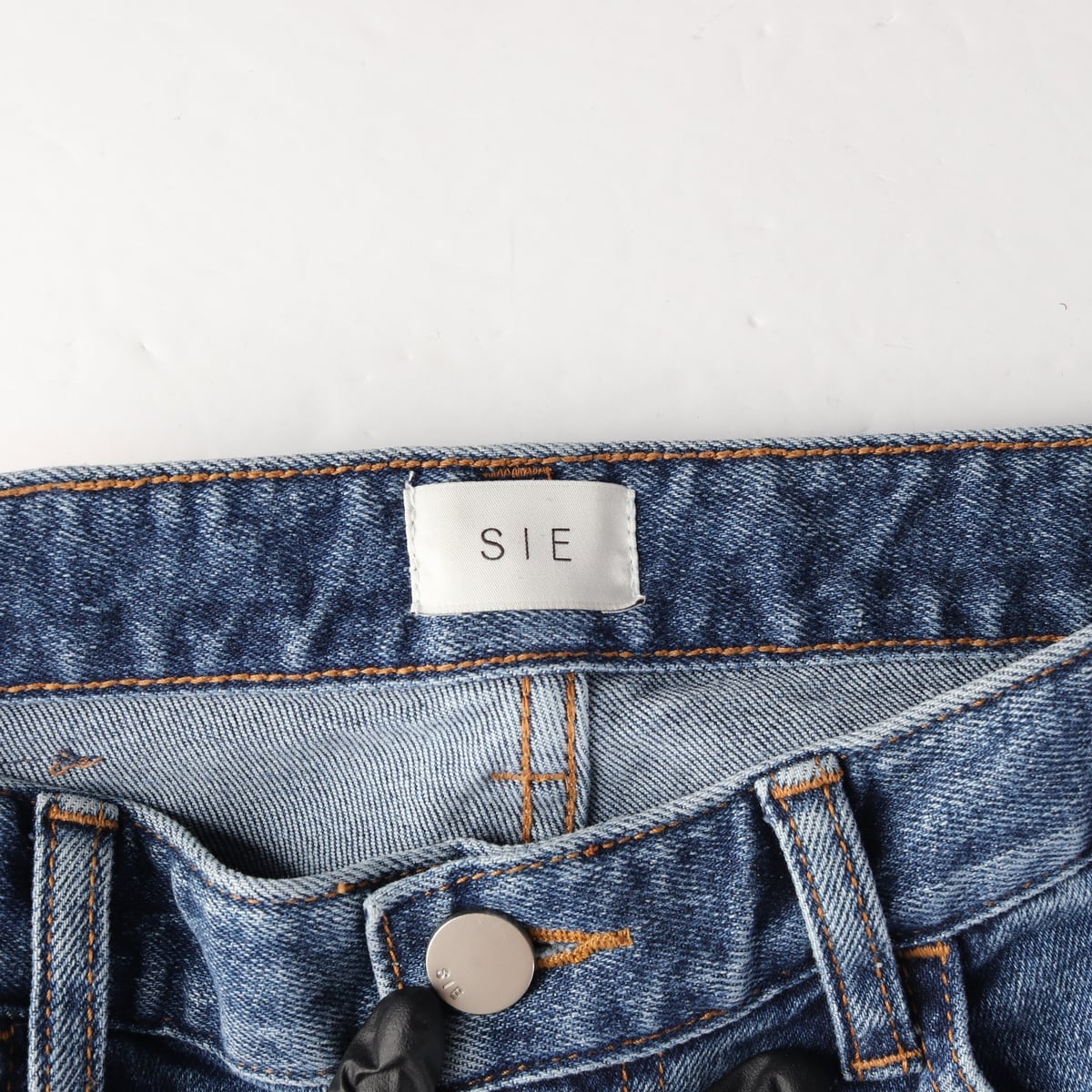 시에 SIE 플레어핏 세미 부츠컷 데님팬츠 상세 이미지 3