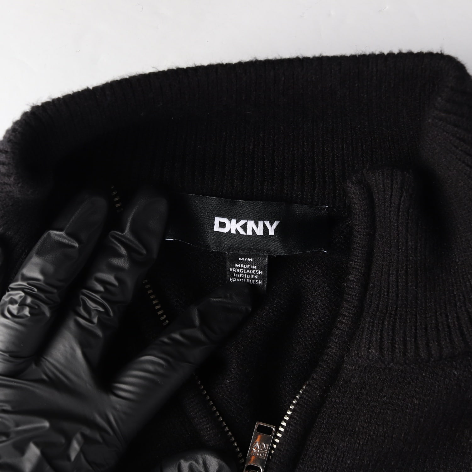 디케이엔와이 DKNY 스트라이프 하프집업 크롭 니트 스웨터 이미지 3