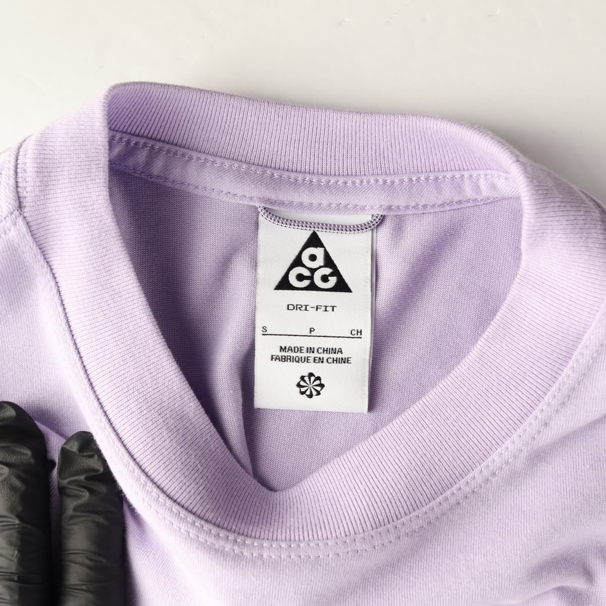 나이키 25SS ACG 로고 프린트 DRI-FIT 크롭 반팔 티셔츠 상세 이미지 3