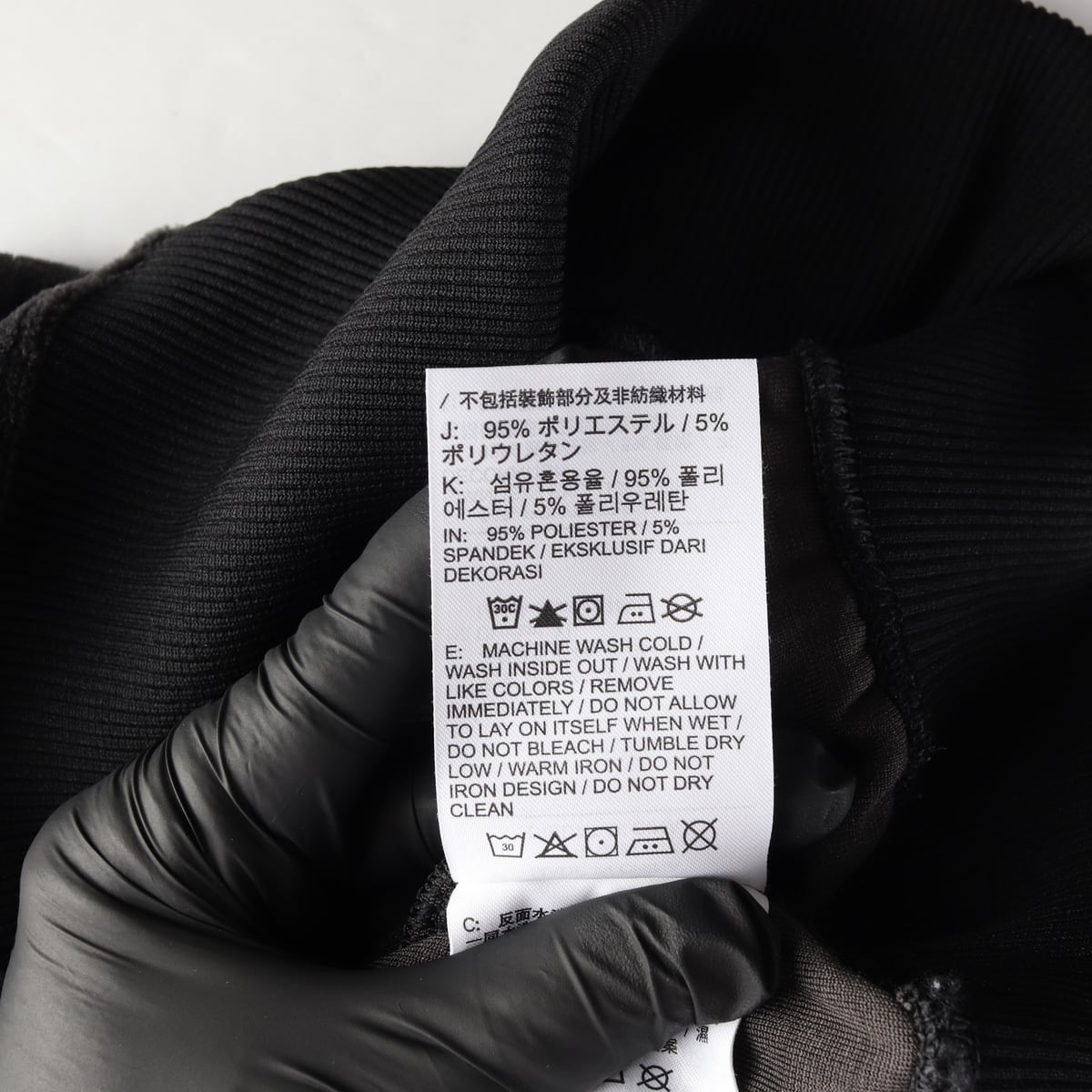나이키 22FW 체크 패턴 크롭 긴팔 카라 티셔츠 상세 이미지 5