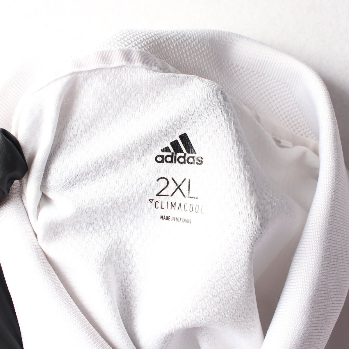 아디다스 CLIMACOOL 로고 프린트 삼선 폴로 반팔 티셔츠 상세 이미지 3