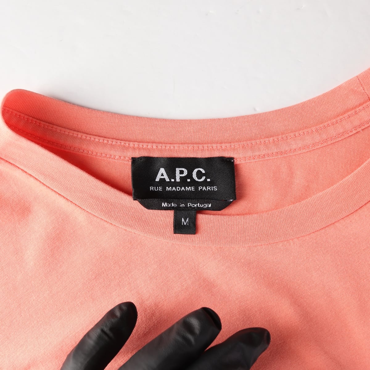 아페쎄 APC 21SS 로고 프린트 포켓 면 반팔 티셔츠 상세 이미지 3