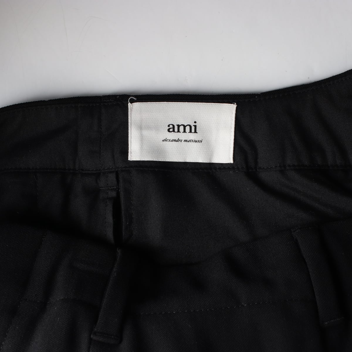 아미 ami 핀턱 와이드 버뮤다팬츠 하프팬츠 반바지  상세 이미지 3